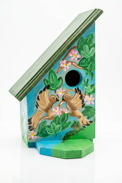 Large slanted roof bird house
